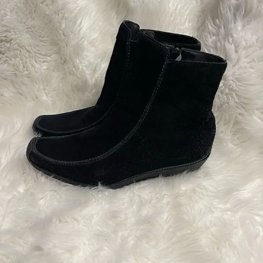 Naturalizer leather black suede wedge ankle boots side zipper rubber soles SZ11M